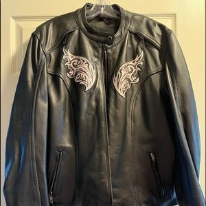 Womens XXL leather motorcycle jacket with soft pink liner